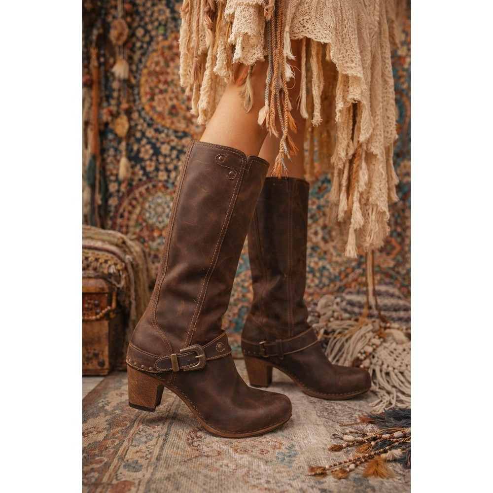 Dansko Rylan Crazy Horse Leather Brown Studded Harness Tall Boots Sz 40 9.5 Rare